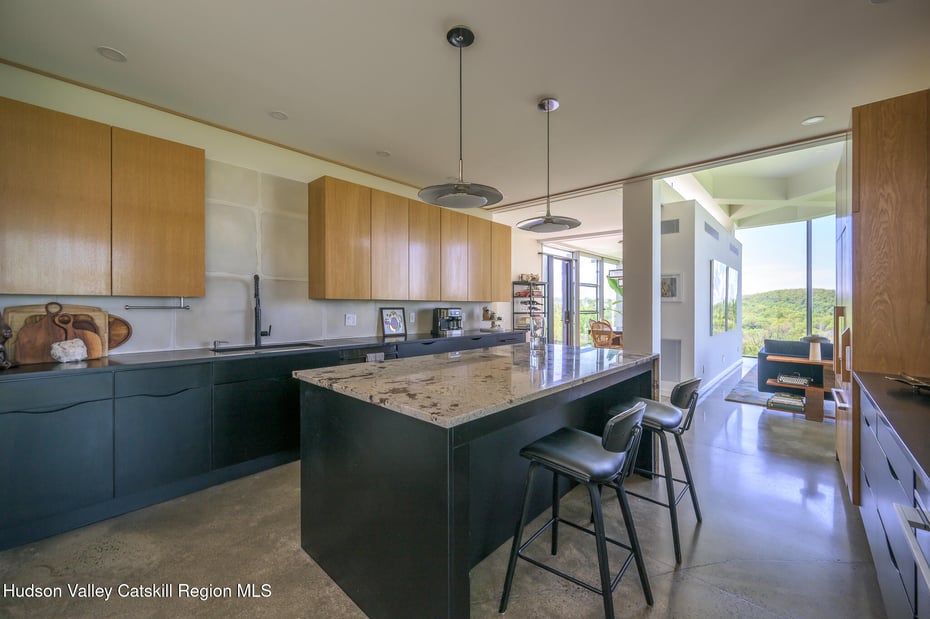 837 Carlson Road Photo 18