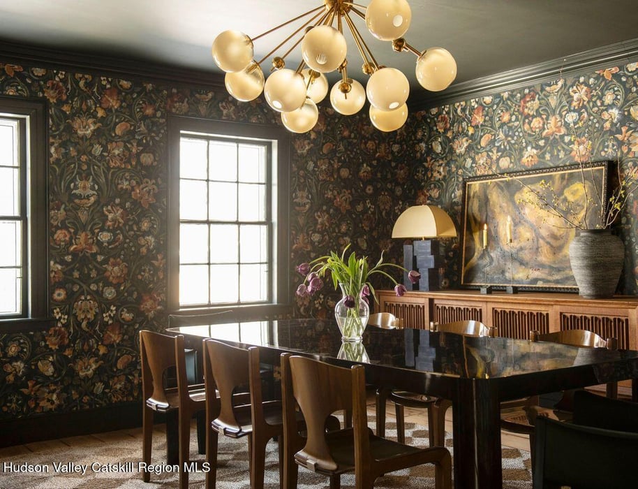 786 New York 203 Photo 9