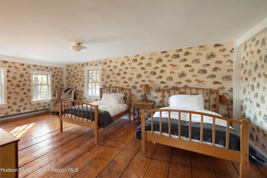 321 Tompkins Road Photo 44