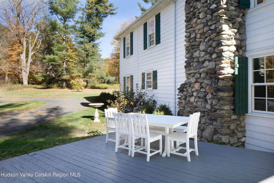 321 Tompkins Road Photo 18