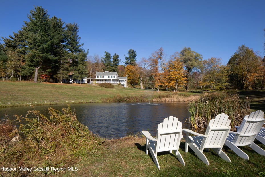 321 Tompkins Road Photo 1