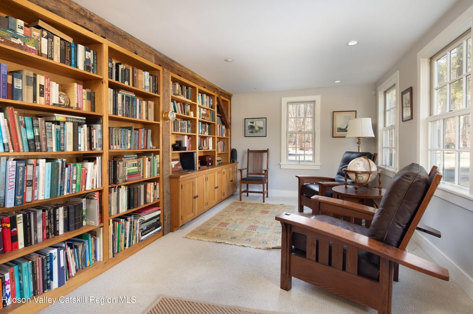 321 Tompkins Road Photo 38