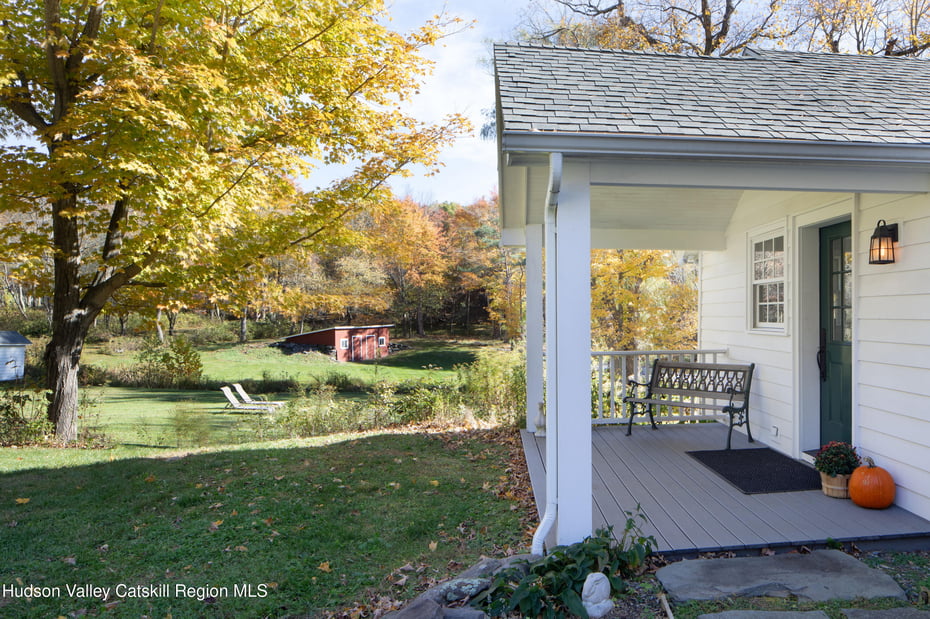 321 Tompkins Road Photo 21