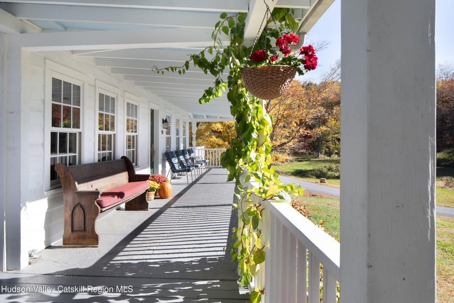 321 Tompkins Road Photo 15