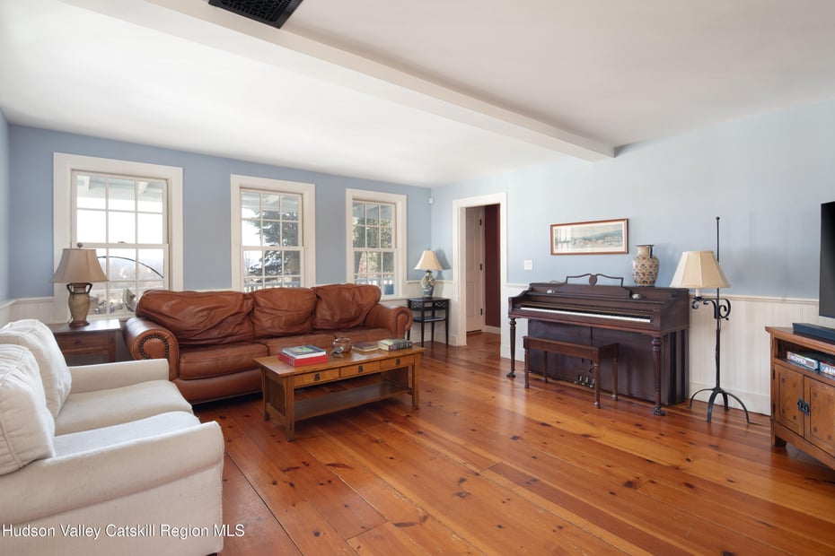 321 Tompkins Road Photo 34