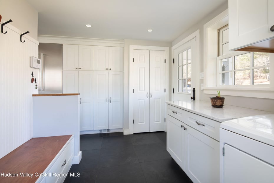 321 Tompkins Road Photo 32