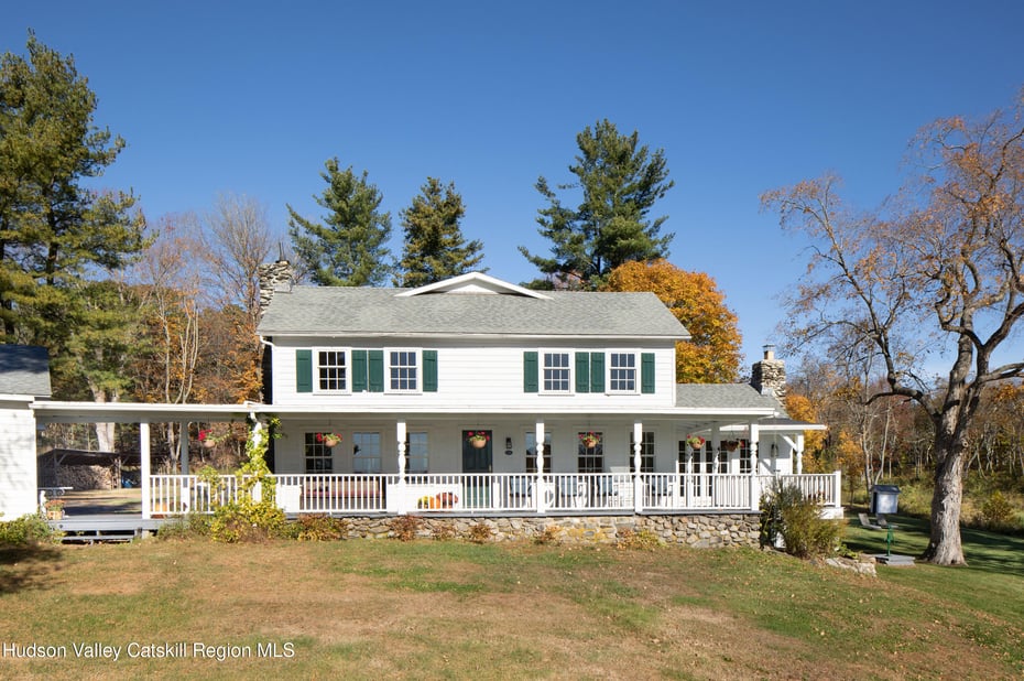 321 Tompkins Road Photo 4