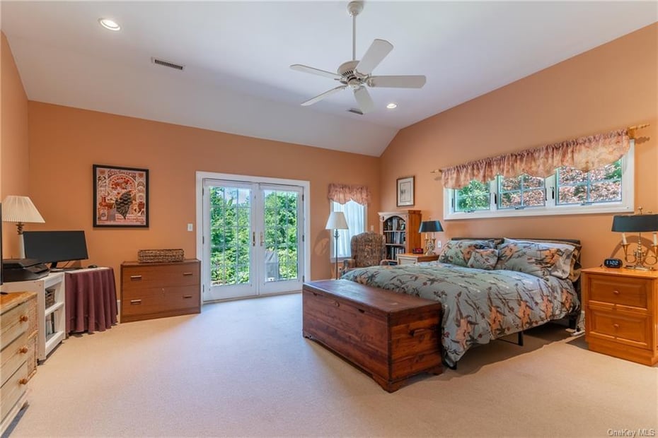 614 Bedford Road Photo 10