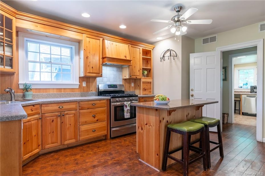 614 Bedford Road Photo 15