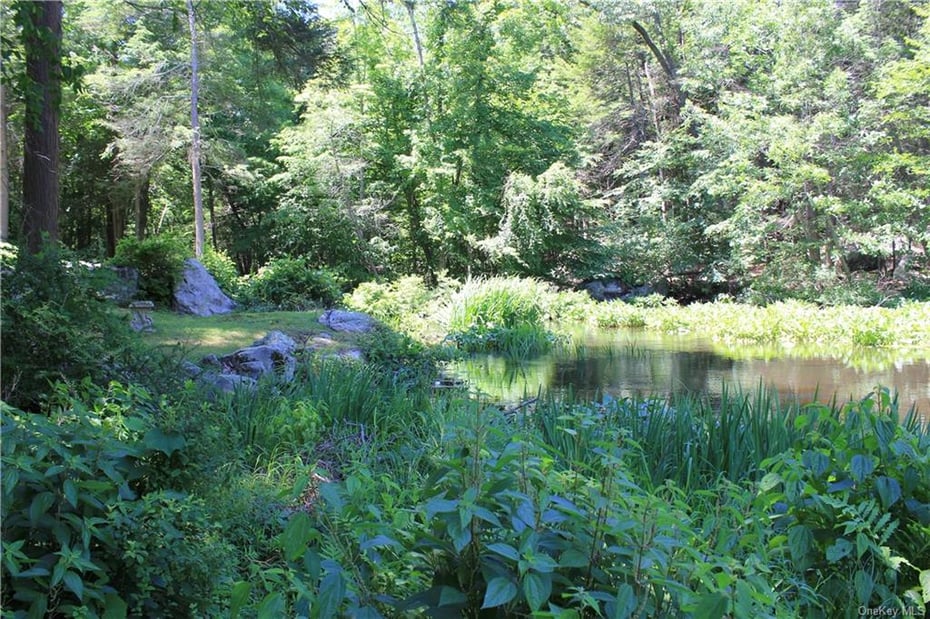 Rolling Meadow Lane Photo 6