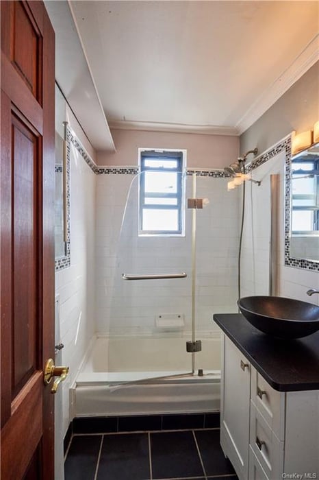 3255 Randall Avenue  #5H Photo 15