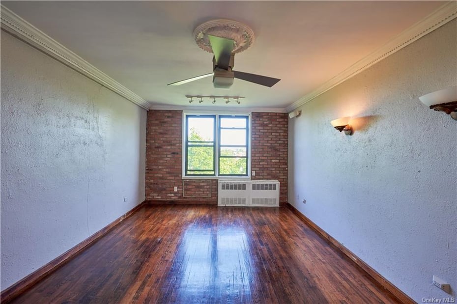 3255 Randall Avenue  #5H Photo 3