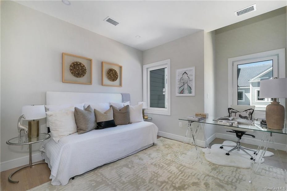 53 Holland Avenue  #2 Photo 28