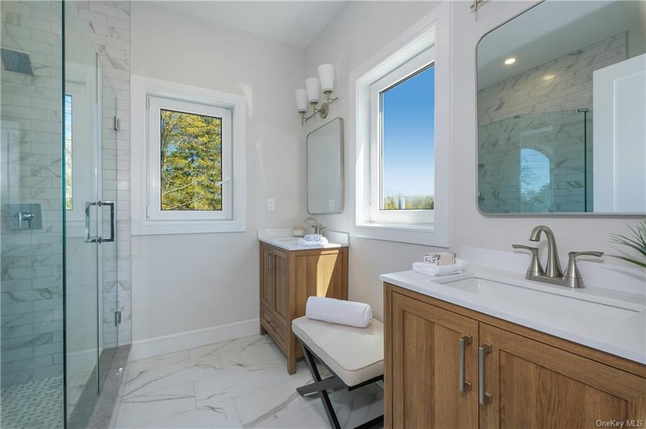 53 Holland Avenue  #2 Photo 23