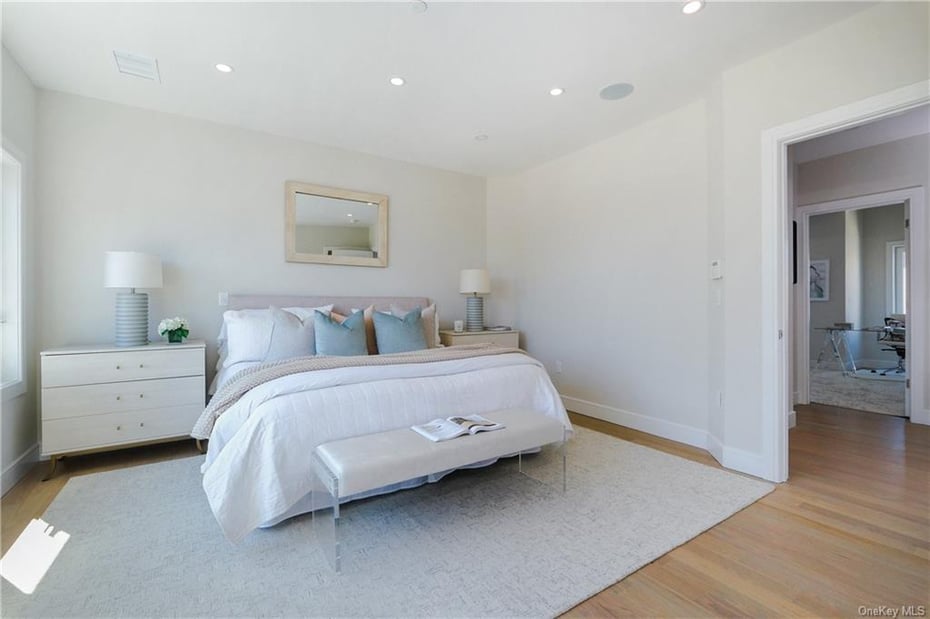 53 Holland Avenue  #2 Photo 21