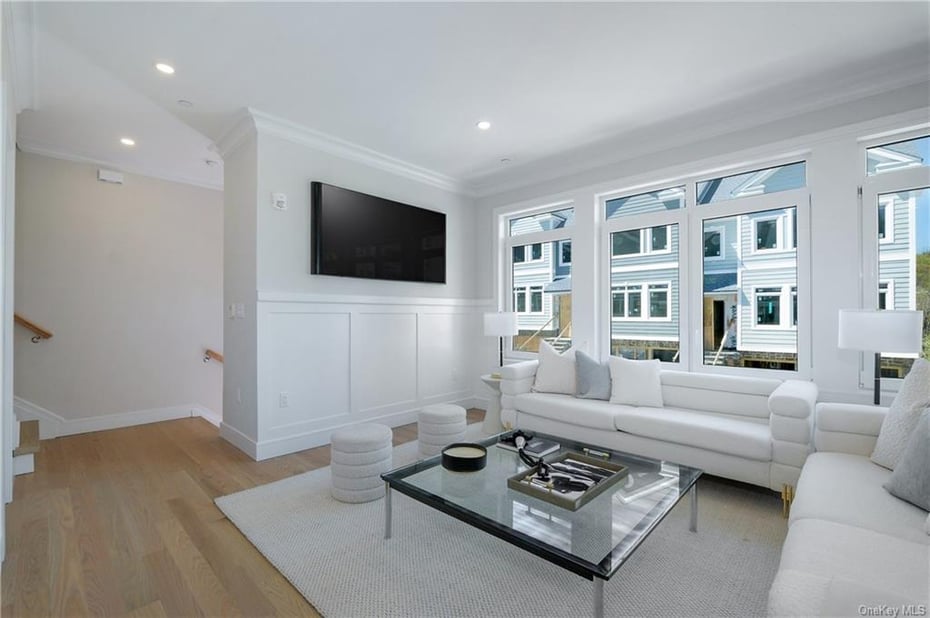 53 Holland Avenue  #2 Photo 10