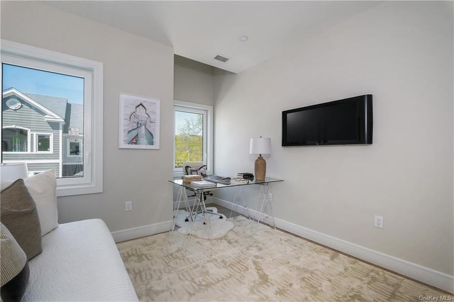 53 Holland Avenue  #2 Photo 27