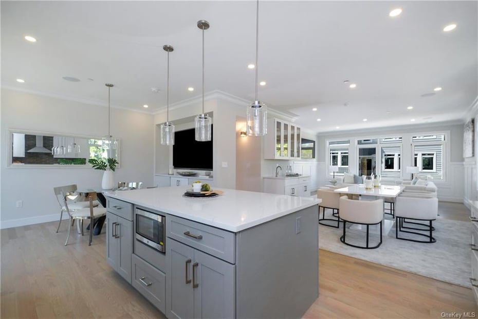 53 Holland Avenue  #2 Photo 5