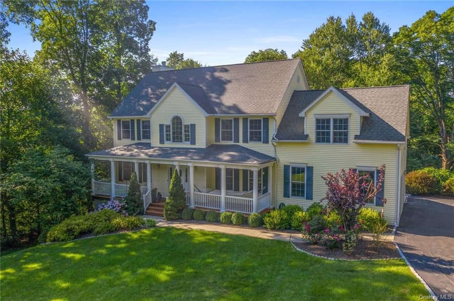 69 S Hill Road Photo 1