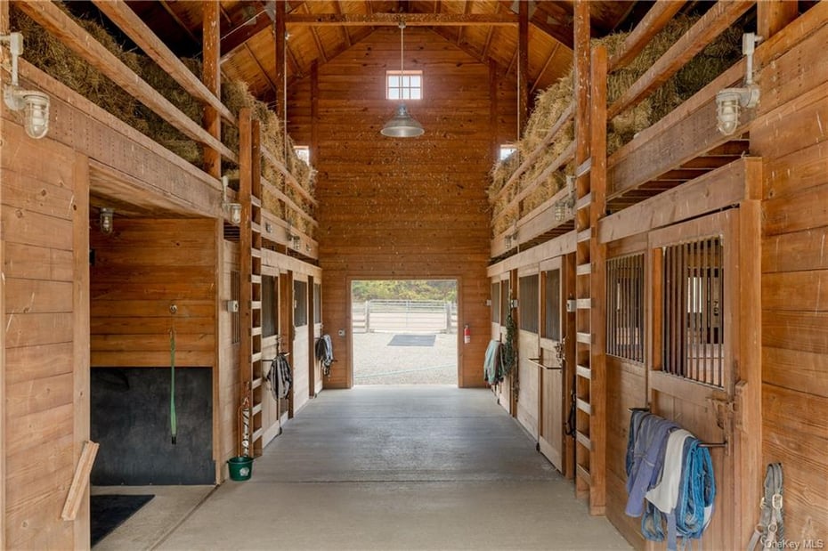 118 Finkle Road Photo 35