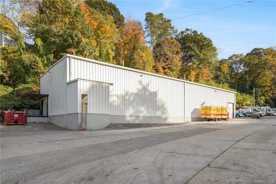 30-50 Croton River Road Photo 3