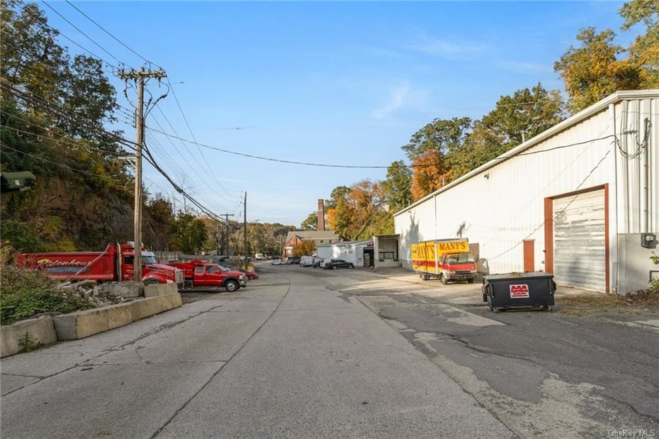 30-50 Croton River Road Photo 9