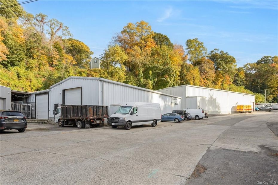 30-50 Croton River Road Photo 2