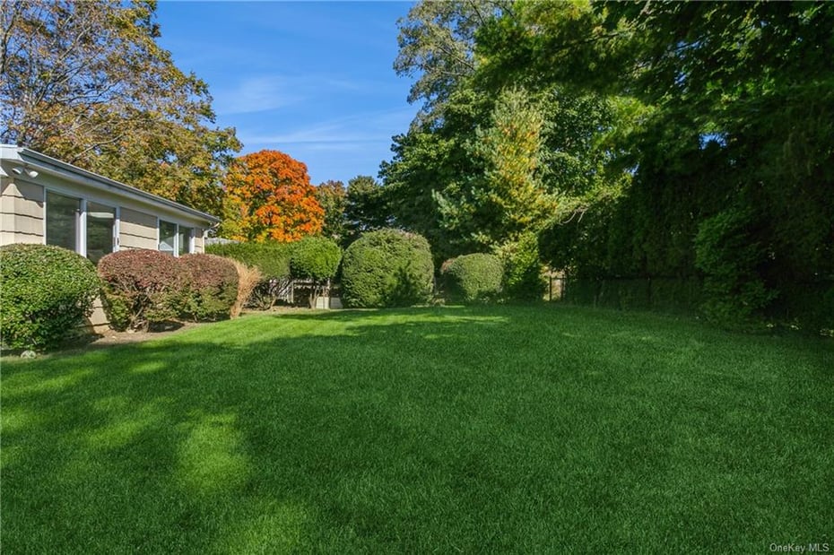 629 Shore Acres Drive Photo 24