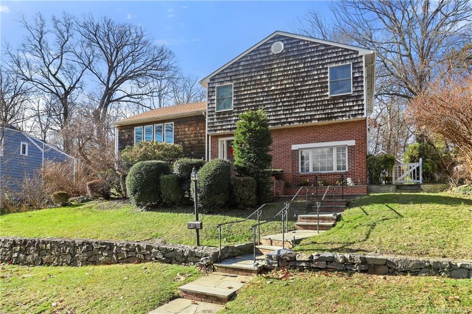 33 S Clinton Avenue Photo 1