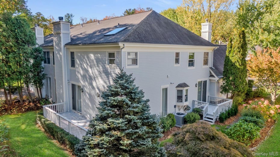 44 Westfield Road Photo 31