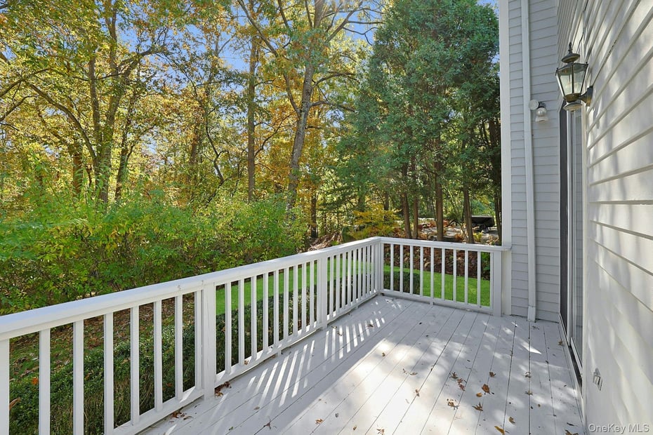 44 Westfield Road Photo 28