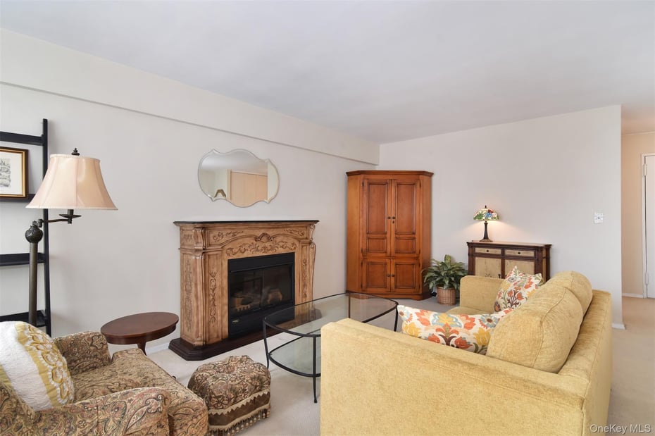 21 Fairview Avenue  #717 Photo 10