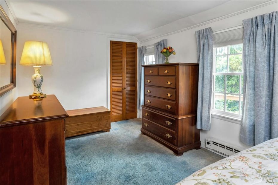 16 Gilbert Street Photo 27