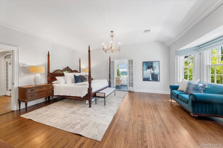 56 Park Avenue Photo 21