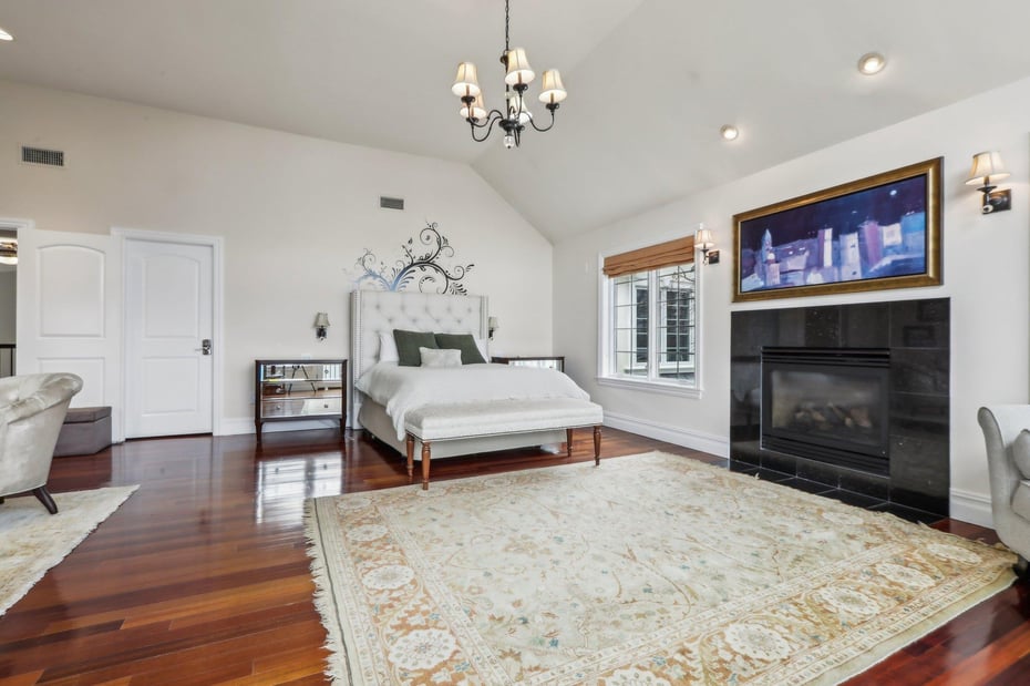 2 Tompkins Court Photo 22