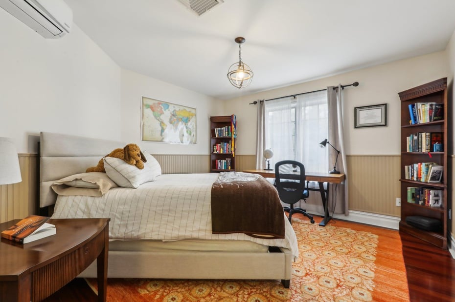 2 Tompkins Court Photo 29