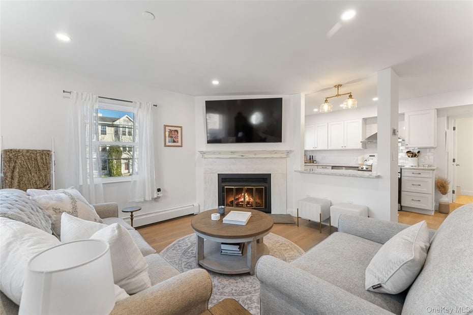 36 Greenridge Avenue  #302 Photo 1