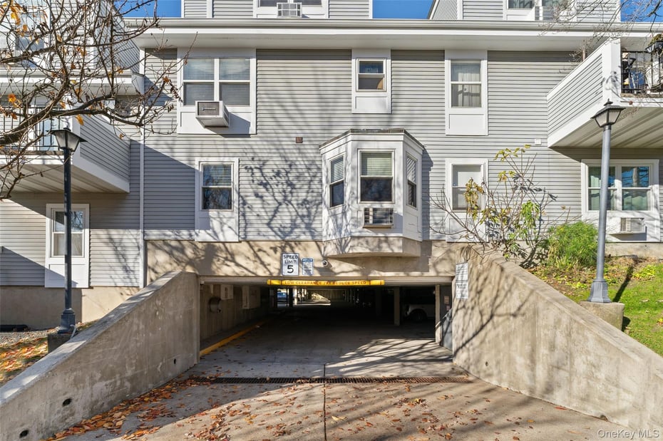 36 Greenridge Avenue  #302 Photo 25