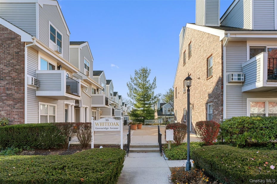 36 Greenridge Avenue  #302 Photo 23