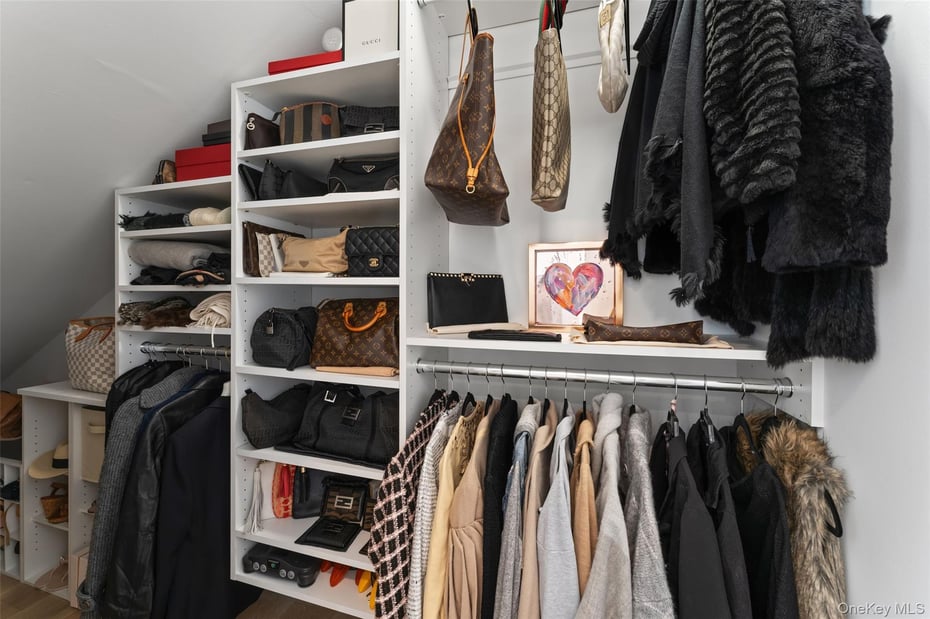 36 Greenridge Avenue  #302 Photo 15