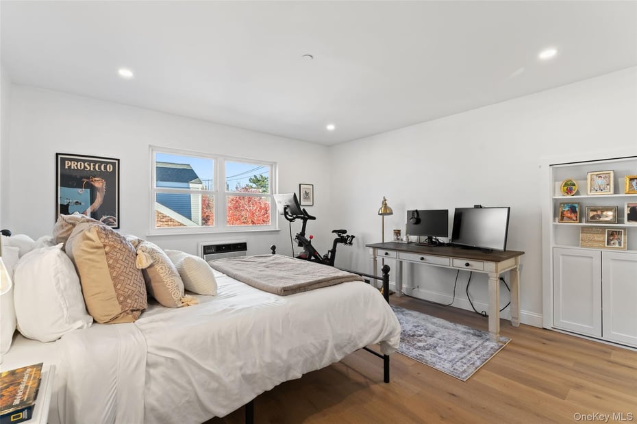 36 Greenridge Avenue  #302 Photo 16