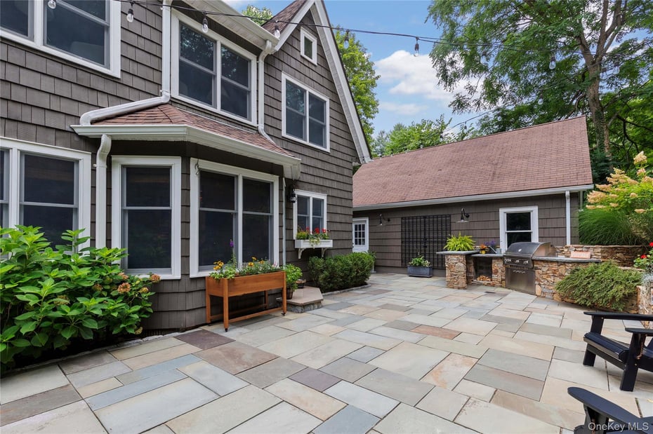 40 Smith Street Photo 8