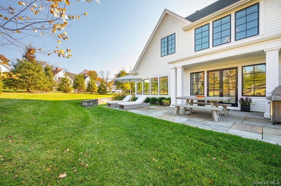 1 Primrose Lane Photo 2