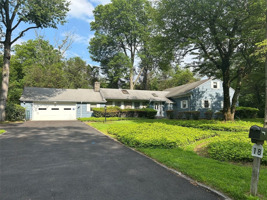 18 Barnaby Lane Photo 1