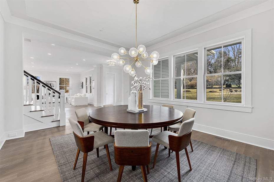 201 Bedford Road Photo 6
