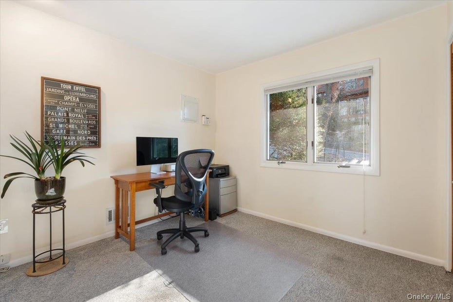 34 Western Drive Photo 22