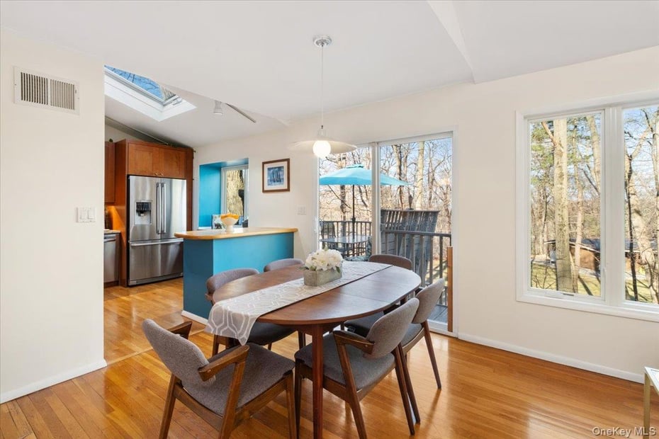 34 Western Drive Photo 8