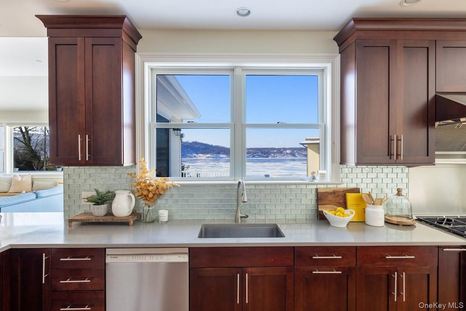 9 Constance Avenue Photo 17