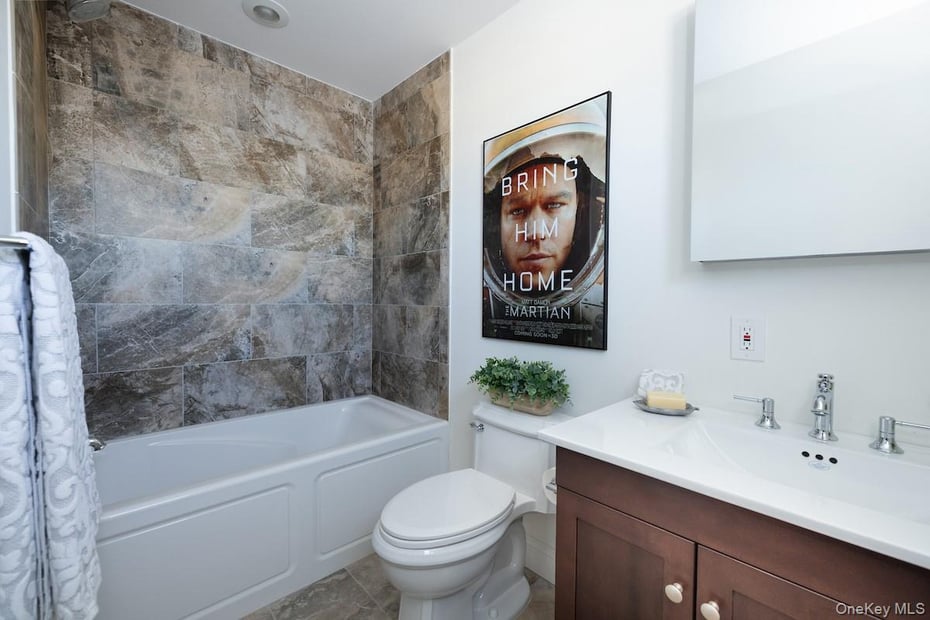 9 Constance Avenue Photo 39