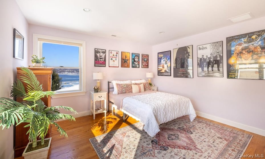 9 Constance Avenue Photo 36